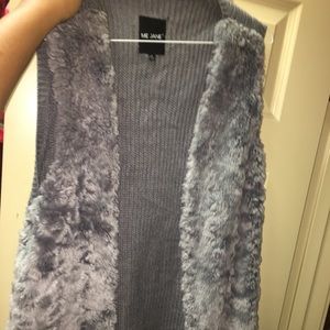Gray Vest with Fur down the sides